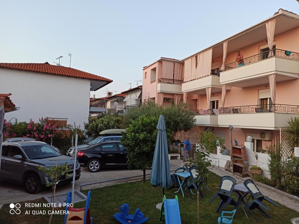 Filomeni Studios Pefkochori Luaran gambar